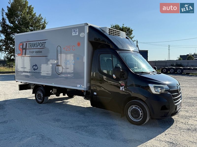 Вантажний фургон Renault Master 2021 в Львові