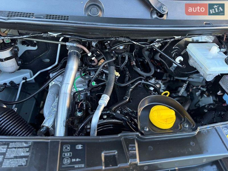 Грузовой фургон Renault Master 2018 в Дубно