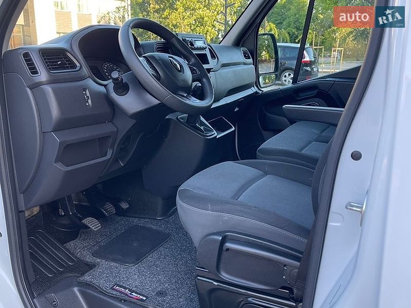 Грузовой фургон Renault Master 2021 в Луцке
