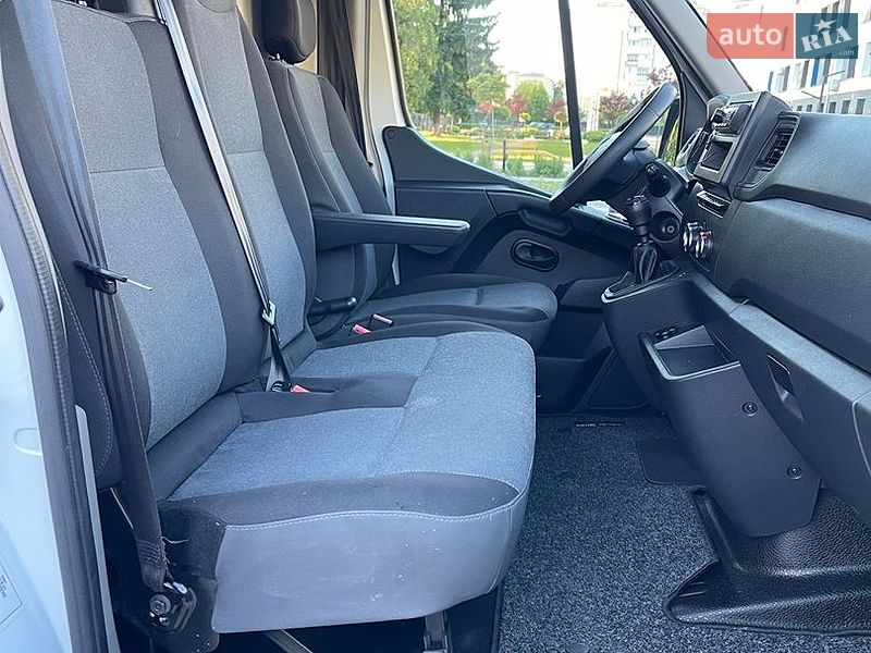 Грузовой фургон Renault Master 2021 в Луцке