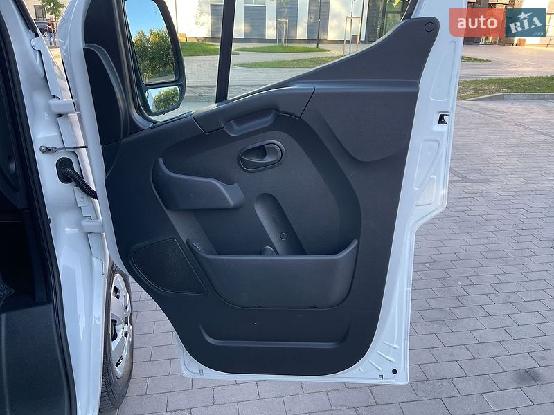 Грузовой фургон Renault Master 2021 в Луцке