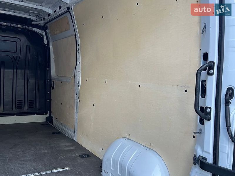 Грузовой фургон Renault Master 2021 в Луцке