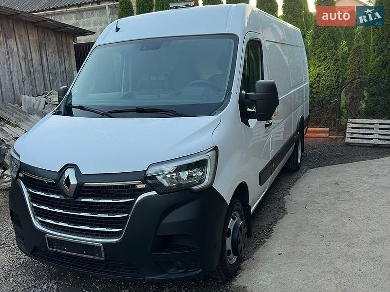 Вантажний фургон Renault Master 2020 в Львові