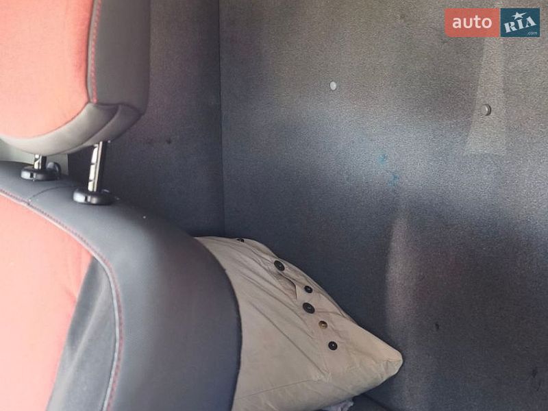 Автовоз Renault Master 2017 в Каменец-Подольском