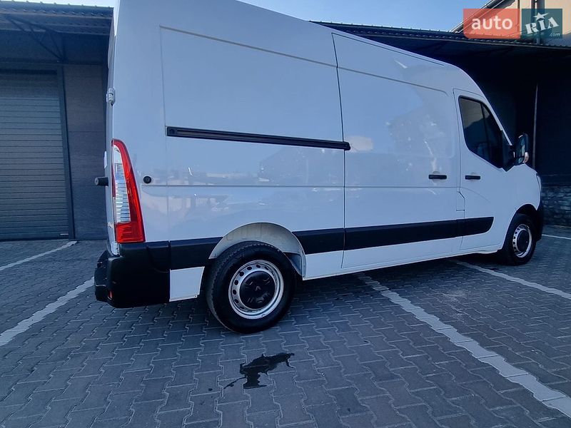 Вантажний фургон Renault Master 2022 в Бердичеві
