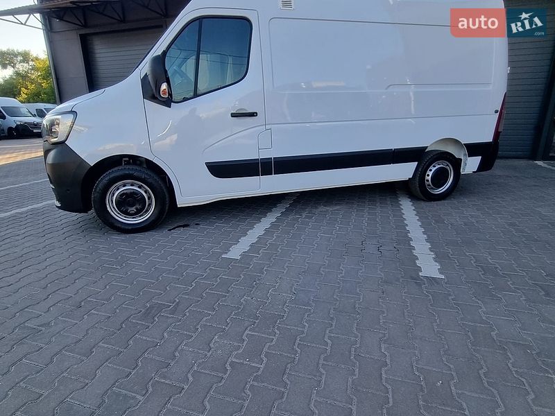 Вантажний фургон Renault Master 2022 в Бердичеві