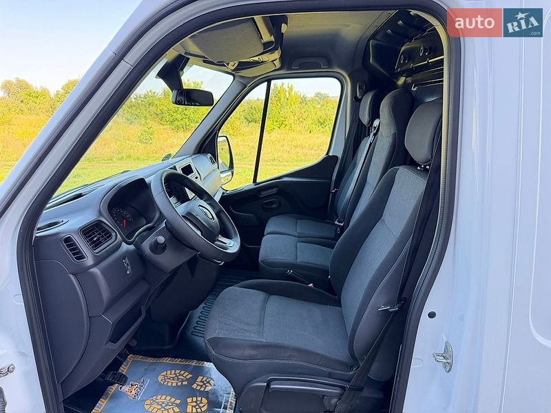 Грузовой фургон Renault Master 2020 в Ровно