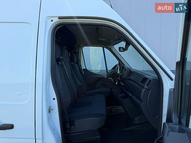Грузовой фургон Renault Master 2020 в Ровно