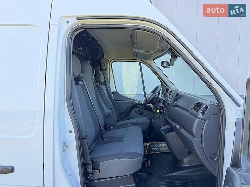 Грузовой фургон Renault Master 2020 в Ровно
