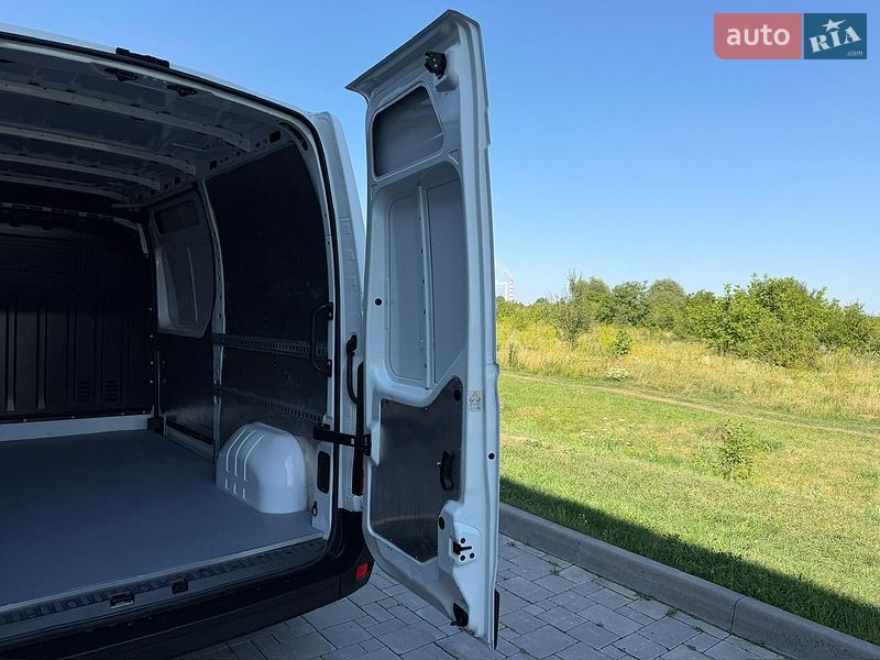 Грузовой фургон Renault Master 2020 в Ровно