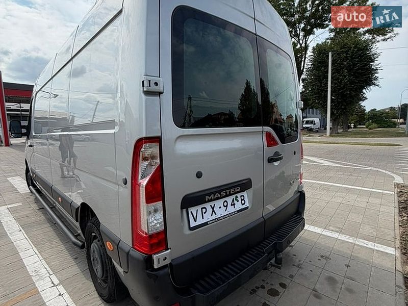 Вантажний фургон Renault Master 2022 в Луцьку