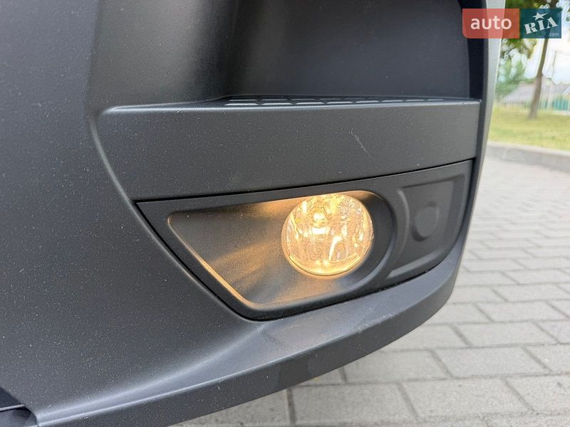 Вантажний фургон Renault Master 2025 в Івано-Франківську