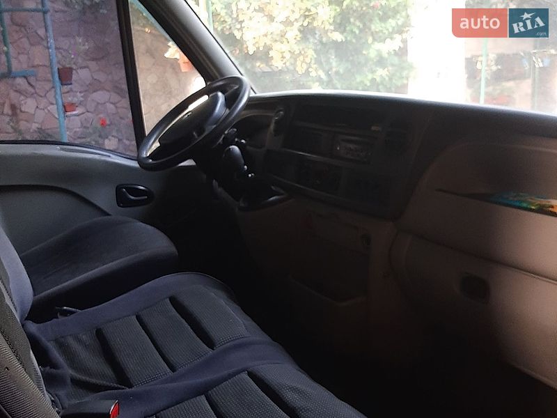 Минивэн Renault Master 2006 в Краматорске