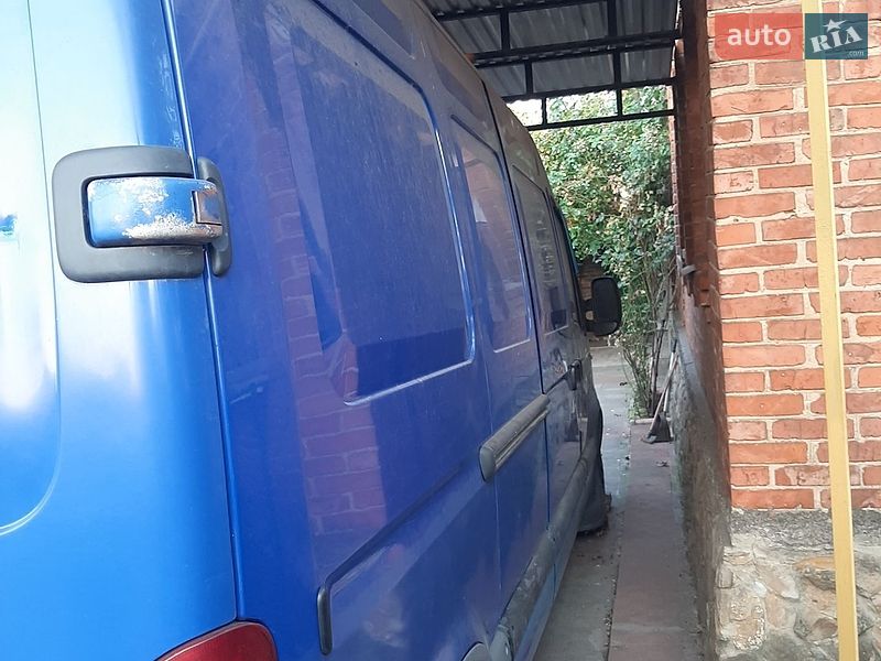 Минивэн Renault Master 2006 в Краматорске