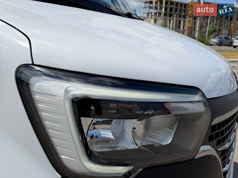 Грузовой фургон Renault Master 2022 в Луцке