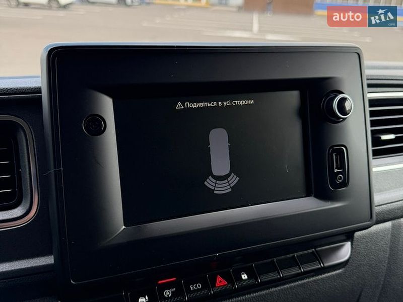 Грузовой фургон Renault Master 2022 в Луцке