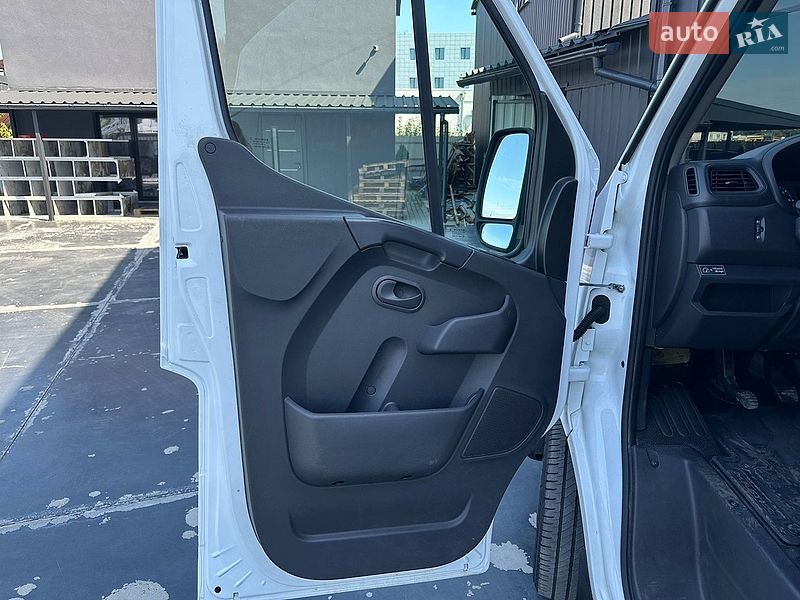 Грузовой фургон Renault Master 2020 в Киеве