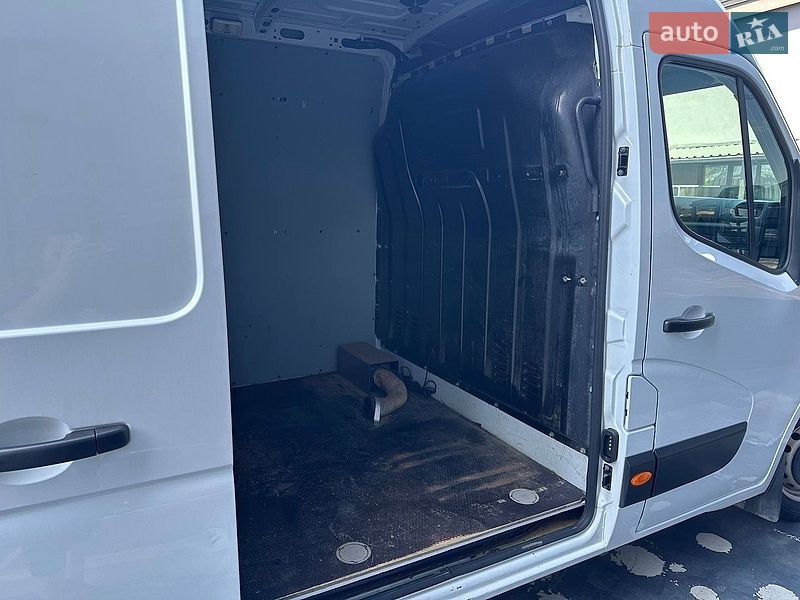 Грузовой фургон Renault Master 2020 в Киеве