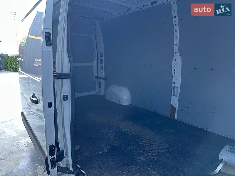 Грузовой фургон Renault Master 2020 в Киеве