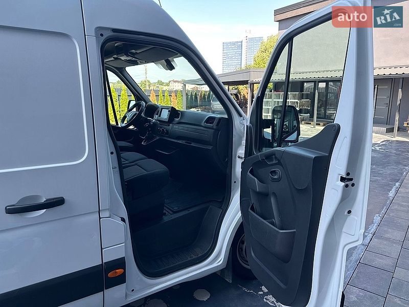 Грузовой фургон Renault Master 2020 в Киеве