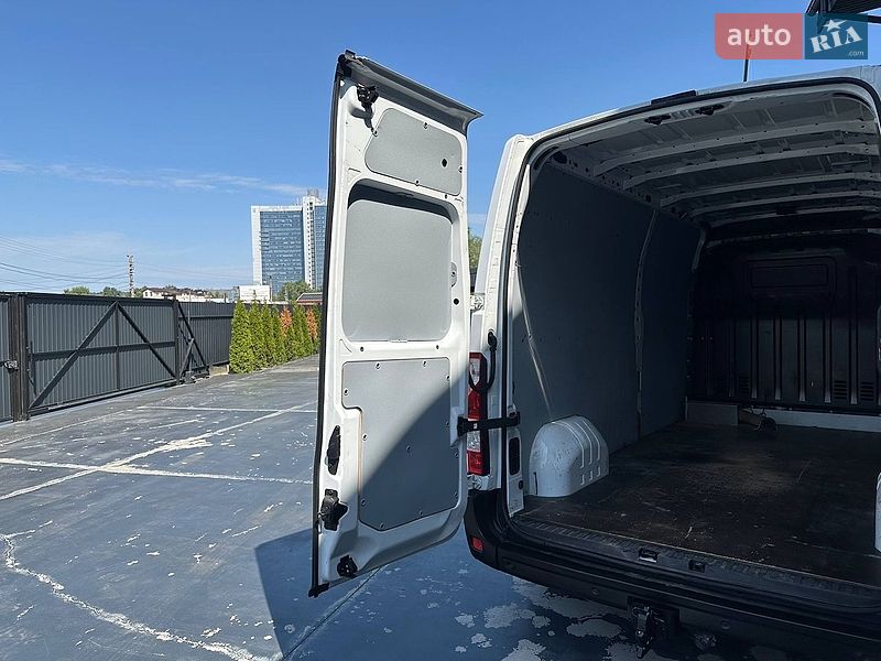 Грузовой фургон Renault Master 2020 в Киеве