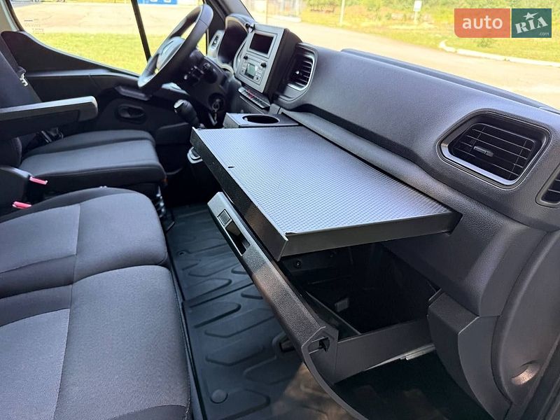 Тентованый Renault Master 2022 в Киеве