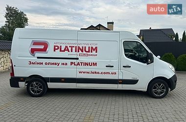Грузовой фургон Renault Master 2011 в Львове