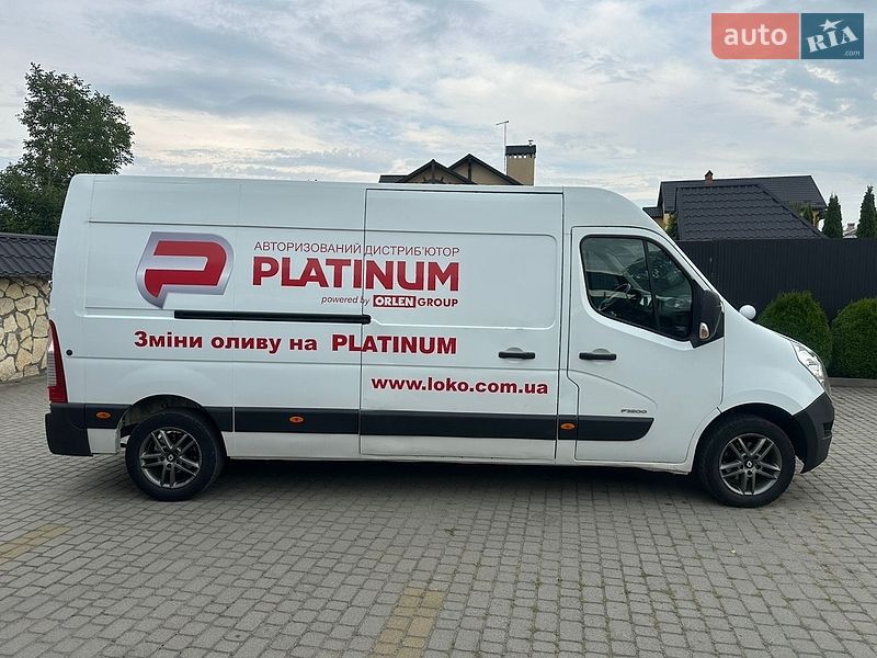Грузовой фургон Renault Master 2011 в Львове