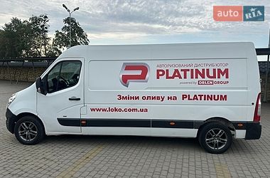 Грузовой фургон Renault Master 2011 в Львове