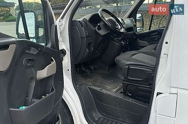 Грузовой фургон Renault Master 2011 в Львове