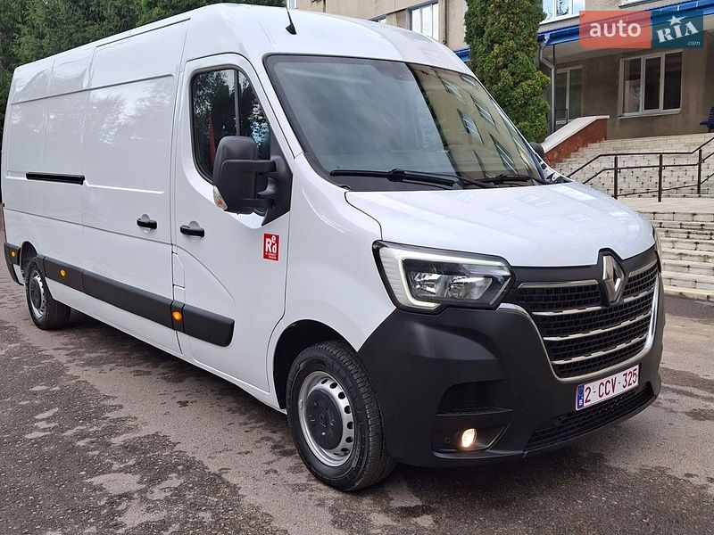 Грузовой фургон Renault Master 2022 в Дубно