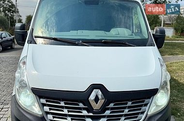 Вантажний фургон Renault Master 2015 в Фастові