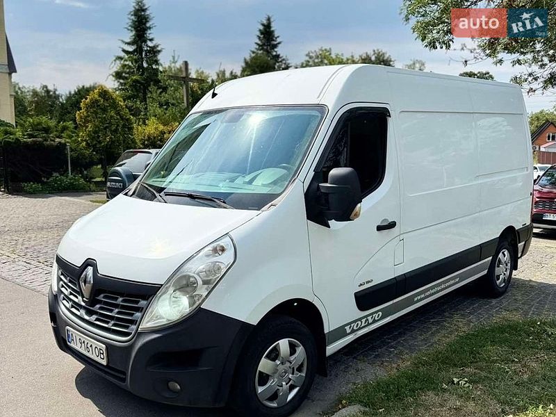 Вантажний фургон Renault Master 2015 в Фастові