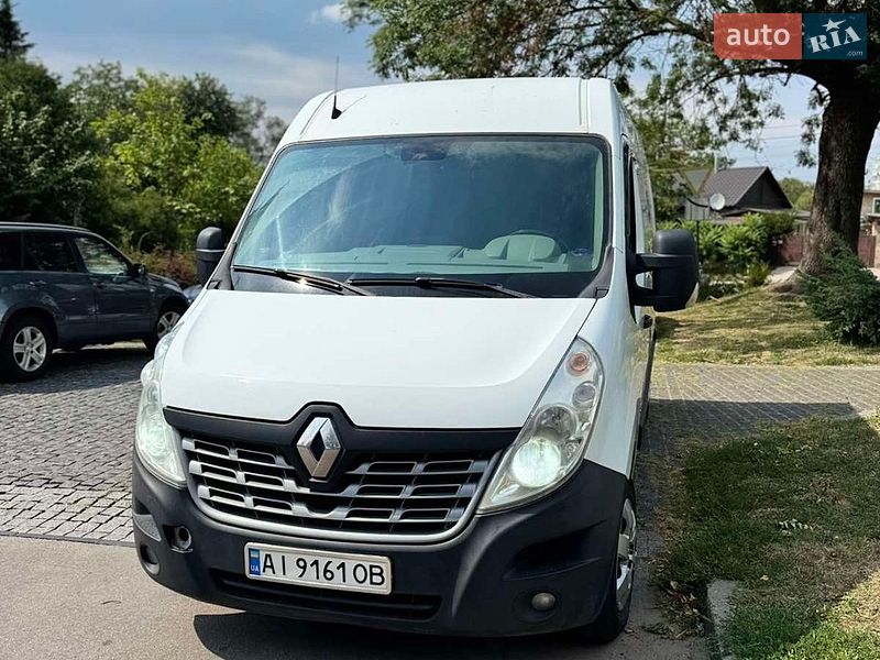 Грузовой фургон Renault Master 2015 в Фастове