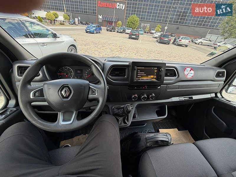 Вантажний фургон Renault Master 2020 в Луцьку