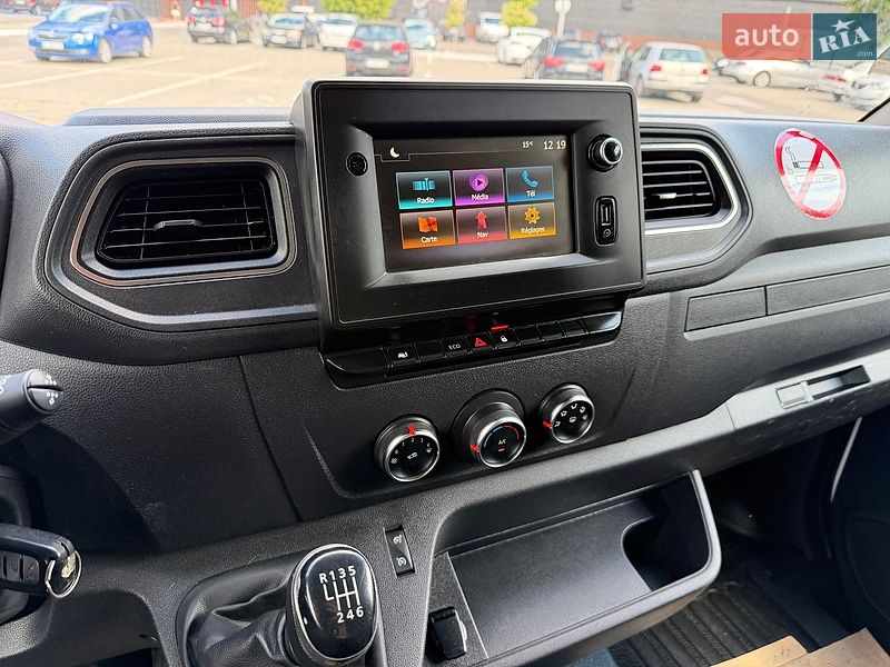 Вантажний фургон Renault Master 2020 в Луцьку