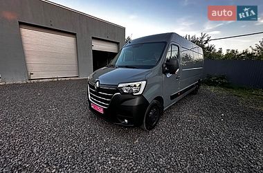 Грузовой фургон Renault Master 2022 в Буче