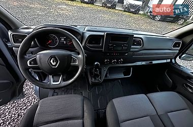 Грузовой фургон Renault Master 2022 в Буче