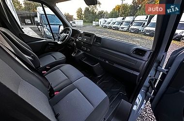 Грузовой фургон Renault Master 2022 в Буче