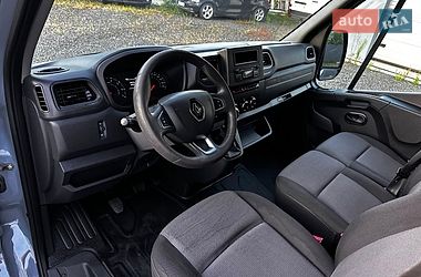 Грузовой фургон Renault Master 2022 в Буче