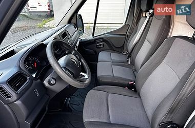 Грузовой фургон Renault Master 2022 в Буче