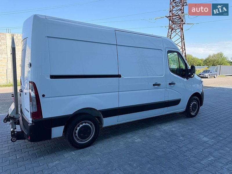 Грузовой фургон Renault Master 2022 в Тернополе