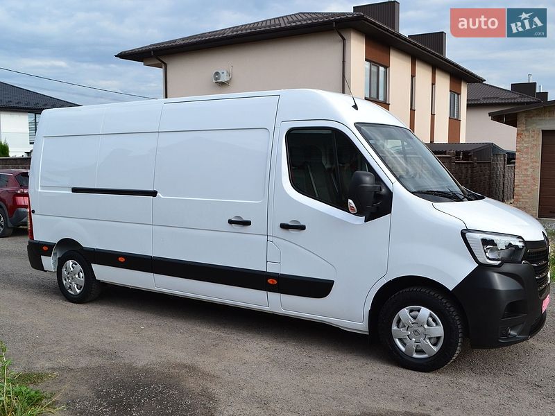 Грузовой фургон Renault Master 2022 в Ровно
