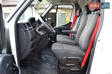 Грузовой фургон Renault Master 2022 в Ровно