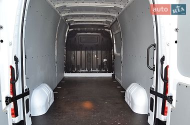 Грузовой фургон Renault Master 2022 в Ровно