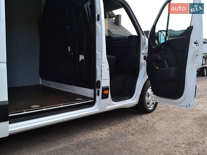 Грузовой фургон Renault Master 2022 в Ровно