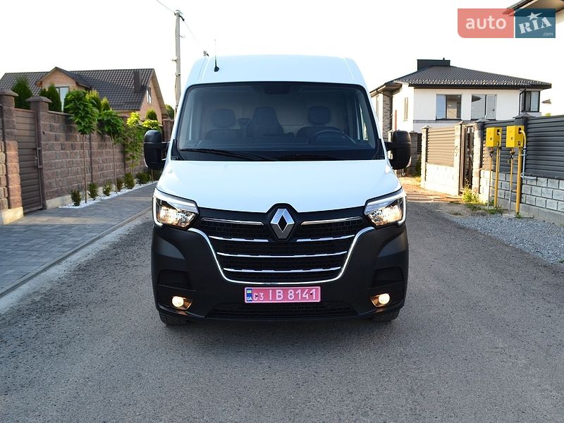 Грузовой фургон Renault Master 2022 в Ровно