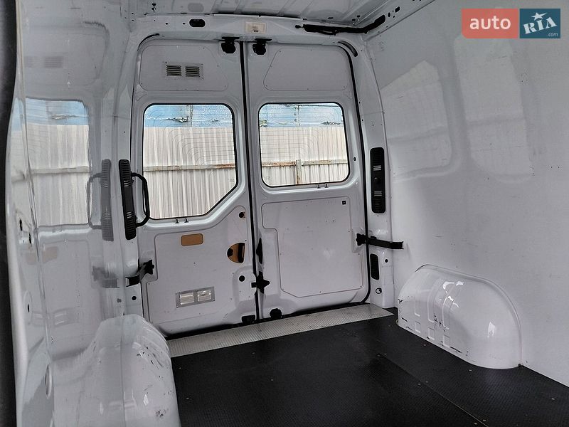 Вантажний фургон Renault Master 2025 в Івано-Франківську