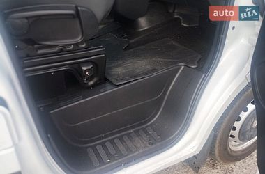 Вантажопасажирський фургон Renault Master 2019 в Дубні фото 23 Вантажопасажирський фургон Renault Master 2019 в Дубні