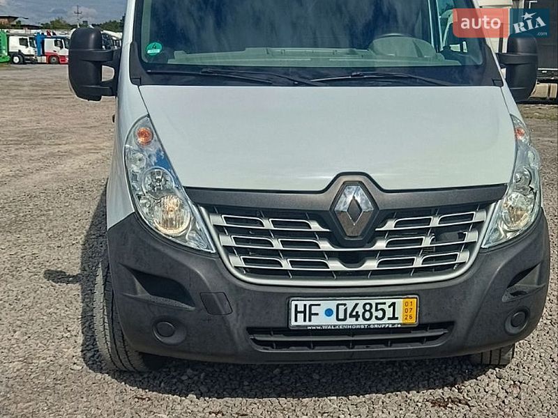 Вантажний фургон Renault Master 2015 в Бартатові